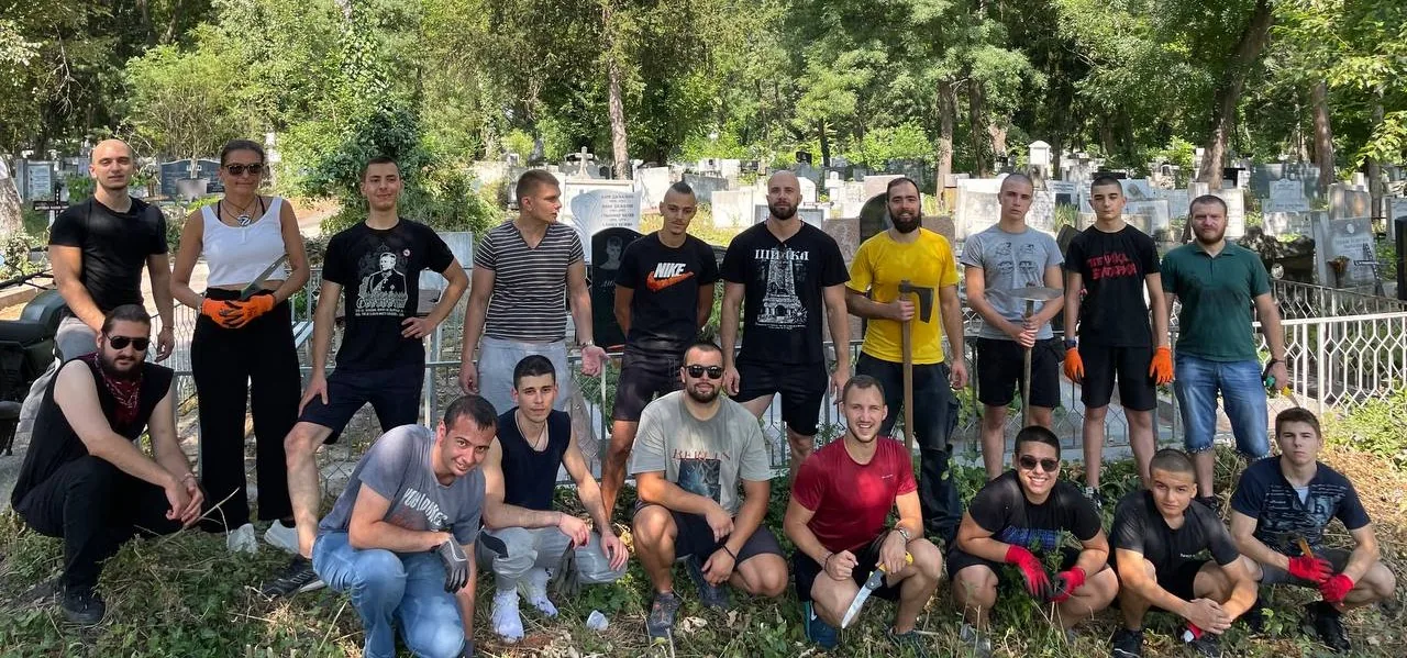 Почистване на парцела на Македоно-Одринското опълчение
